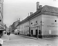 Stora Badstugatan söderut från hörnet av Adolf Fredriks Kyrkogata.