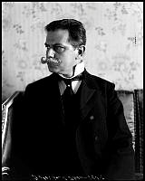 Porträtt av ministern, statsrådet Sigurd Ibsen.