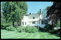 Norra Djurgården. Villa  Lido,  Lidovägen 14 - 18.  Huvudbyggnaden sedd från trädgården.