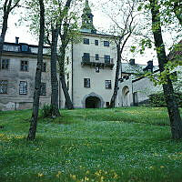 Tyresö Slott; nordöstra fasaden sedd från slottsparken.