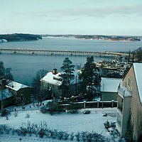 Gamla Lidingöbron (Lidingö-fästet) från Foresta på Lidingö.