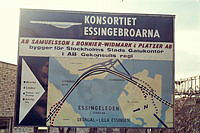 Informationstavla för Essingeleden, sträckan Gröndal - Lilla Essingen. Under Essingeledens anläggande.