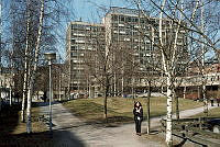 S:t Görans gymnasiums byggnad sedd mot Mariebergsgatan, från öster.