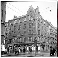 Hörnet av Linnégatan och Nybrogatan.