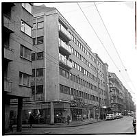 Hörnet Majorsgatan t.v. och Linnégatan.