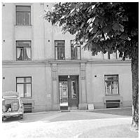 Östermalmsgatan 68 (f d  nr 27). Hemgården, ett tidigt exempel på kollektivhus.