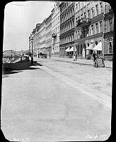 Uppsalagatan, nuvarande Gästrikegatan, norrut från Odengatan. T. h. kv. Kamelian. T. v. det ännu obebyggda kv. Liljan.