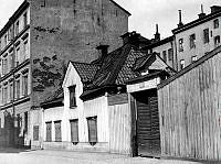 Brännkyrkagatan 54. Huset revs ungerfär år 1900.