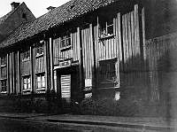 Åsögatan 61 (tidigare 15). Huset revs 1904. Nuv. Åsögatan 115.