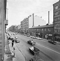 Folkungagatan 56 - 66. Folkungagatan sedd österut. Kv. Vägaren t.h.