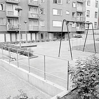 Birkagatan 16, gård med lekplats.
