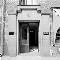 Portal, Rörstrandsgatan 8.
