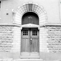 Portal på Karlbergsvägen 47 A.