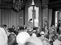 Eleanor Roosevelt håller tal på KAK, Kungliga Automobil Klubben.