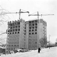 Körsbärsvägen 9. Stockholms nya studenthem Nyponet byggs.