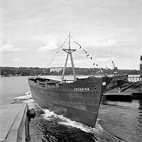 Finnboda Varv. Lastmotorfartyget 