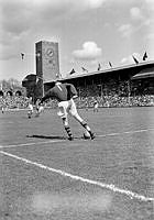 Fotboll på Stadion. Djurgården möter Helsingborg.