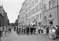 Maria Skolgata västerut. Parad vid årsavslutningen i Maria folkskola.