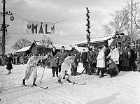 Skansen. Målgången på Skansenloppet på skidor.