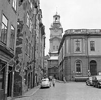 Trångsund/Stortorget. Vy mot Storkyrkan/Börshuset.