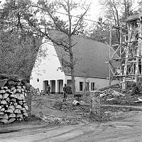 Trångsunds nya kyrka (Tacksägelsekyrkan). Exteriör. Invigning den 6 oktober. Arkitekt Sture Frölén.