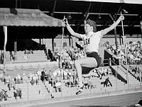 Stadion. Uttagningar till OS. Längdhopp/tresteg.