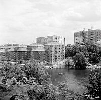 Anders Reimers Väg 13-17. Vy mot Reimersholme, öns norra sida.