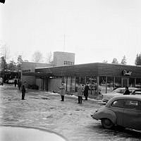 Vantörsvägen 285. Motell Gyllene Ratten. (Gyllene Ratten var ett av Sveriges första motell, troligtvis invigt den 16 mars 1957 och byggt efter amerikansk förebild).