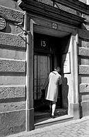 Porten till Norra Smedjegatan 13.